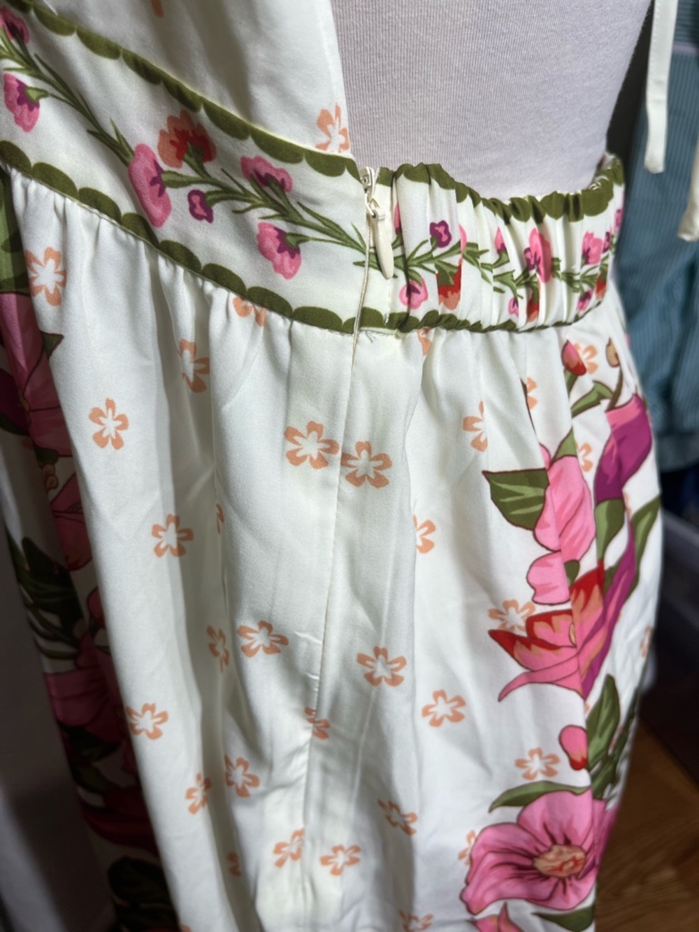 Commense White Maxi Dress with Pink Floral Print - Picture 4 of 8